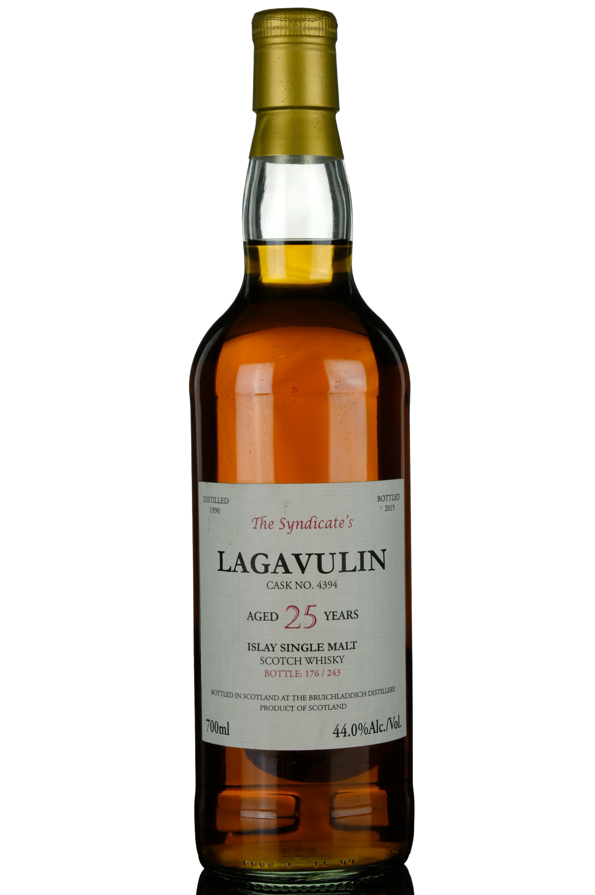 Lagavulin 19902015  25 Year Old  The Syndicates  Single Cask 4394
