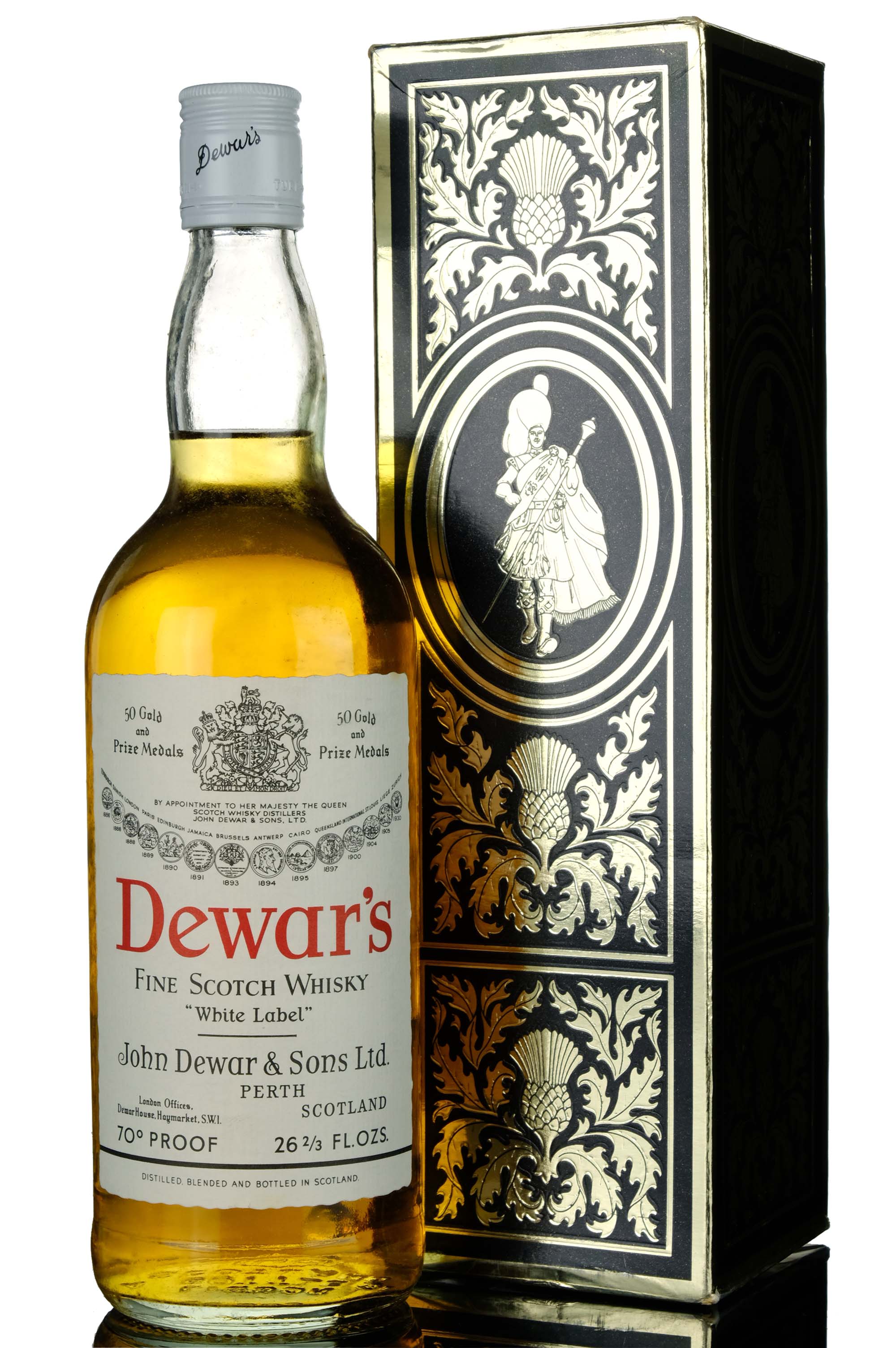Dewar's White Label, 1970s, 40% whisky bottle