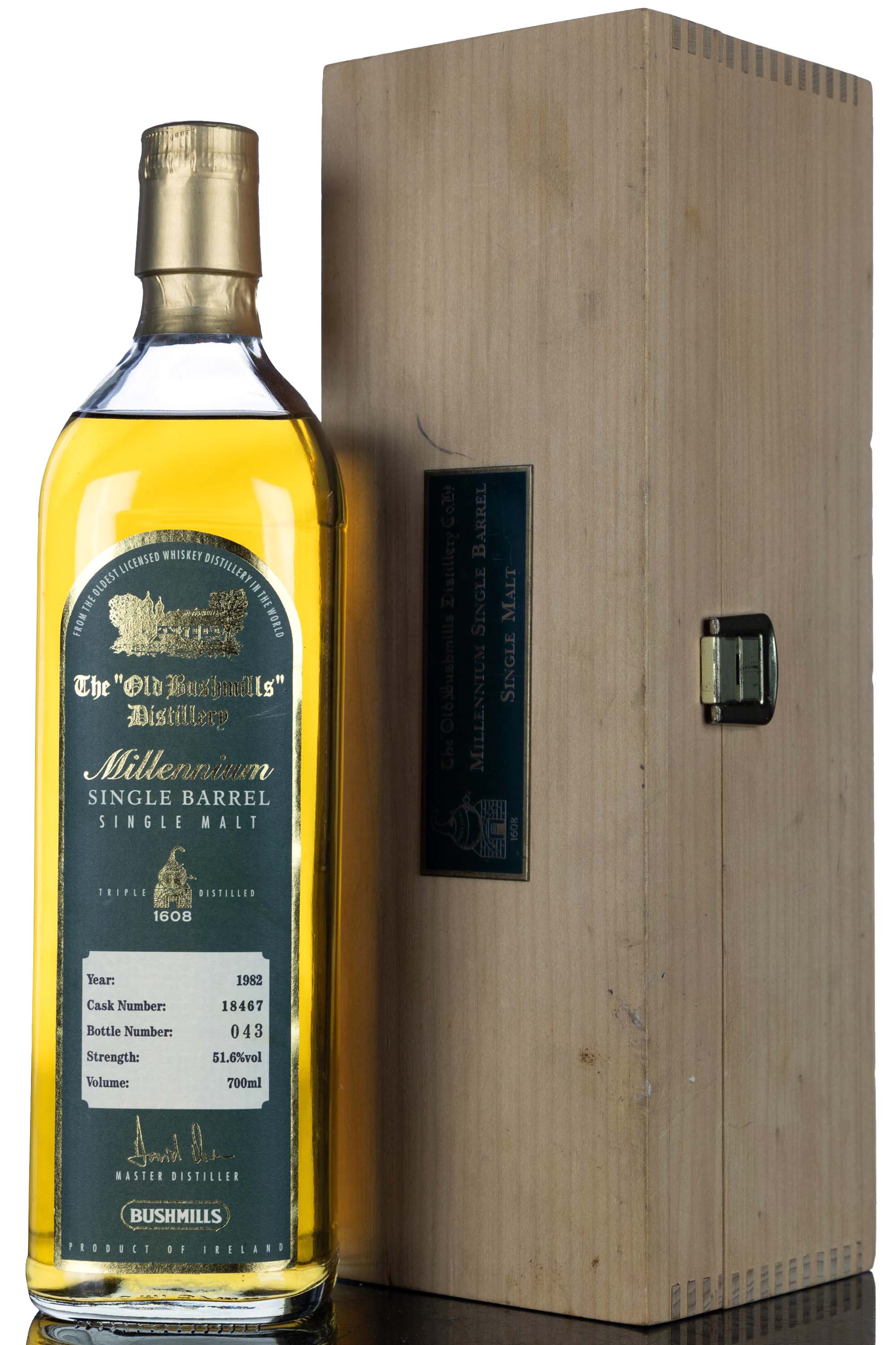 Bushmills 1982-1999 - 17 Year Old - Single Barrel 18467 - Millennium Irish Whiskey