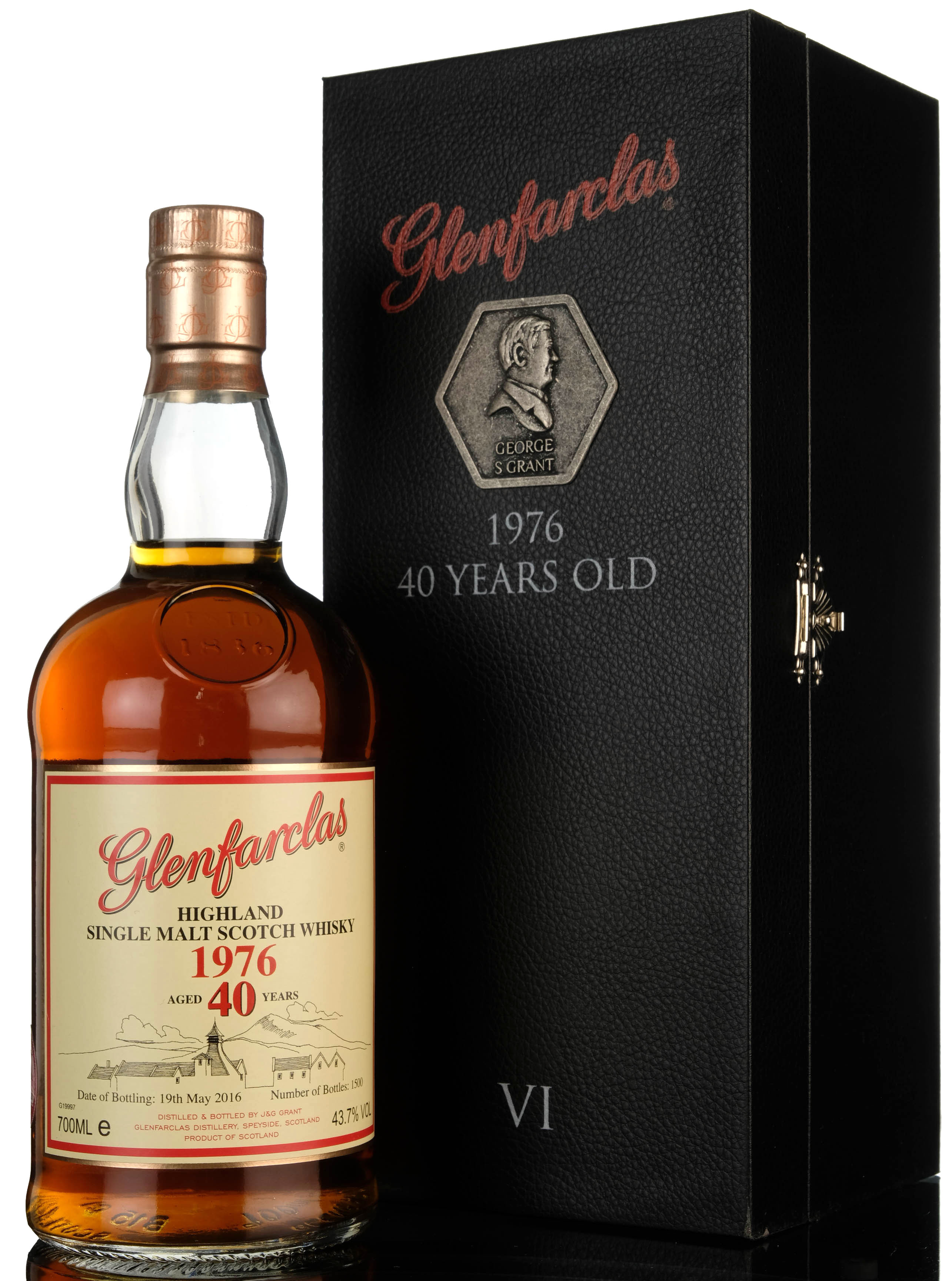 Glenfarclas 1976 - 40 Year Old - Family Collector Series VI - 2016 Release