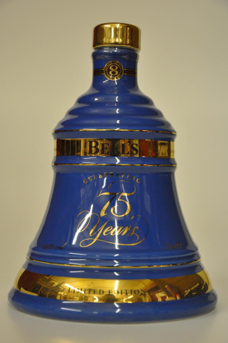 Bell\'s Queen Elizabeth II 75th Birthday