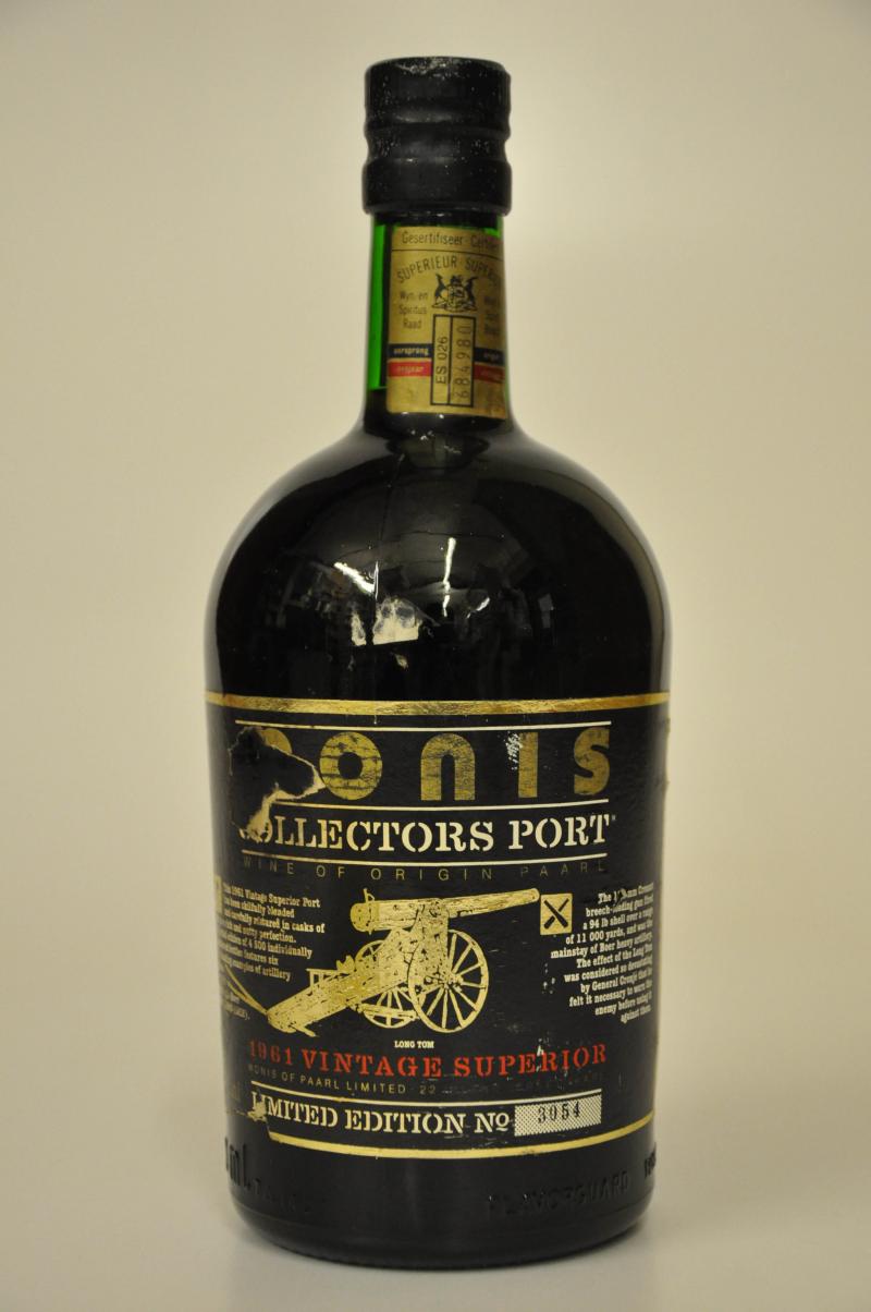 Monis Collectors Port 1961 Vintage Superior