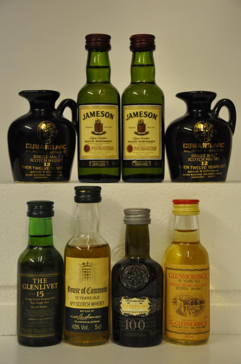 8 Whisky Miniatures