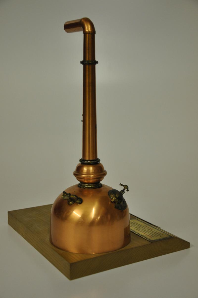 Glenmorangie Copper Still Bottle Stand