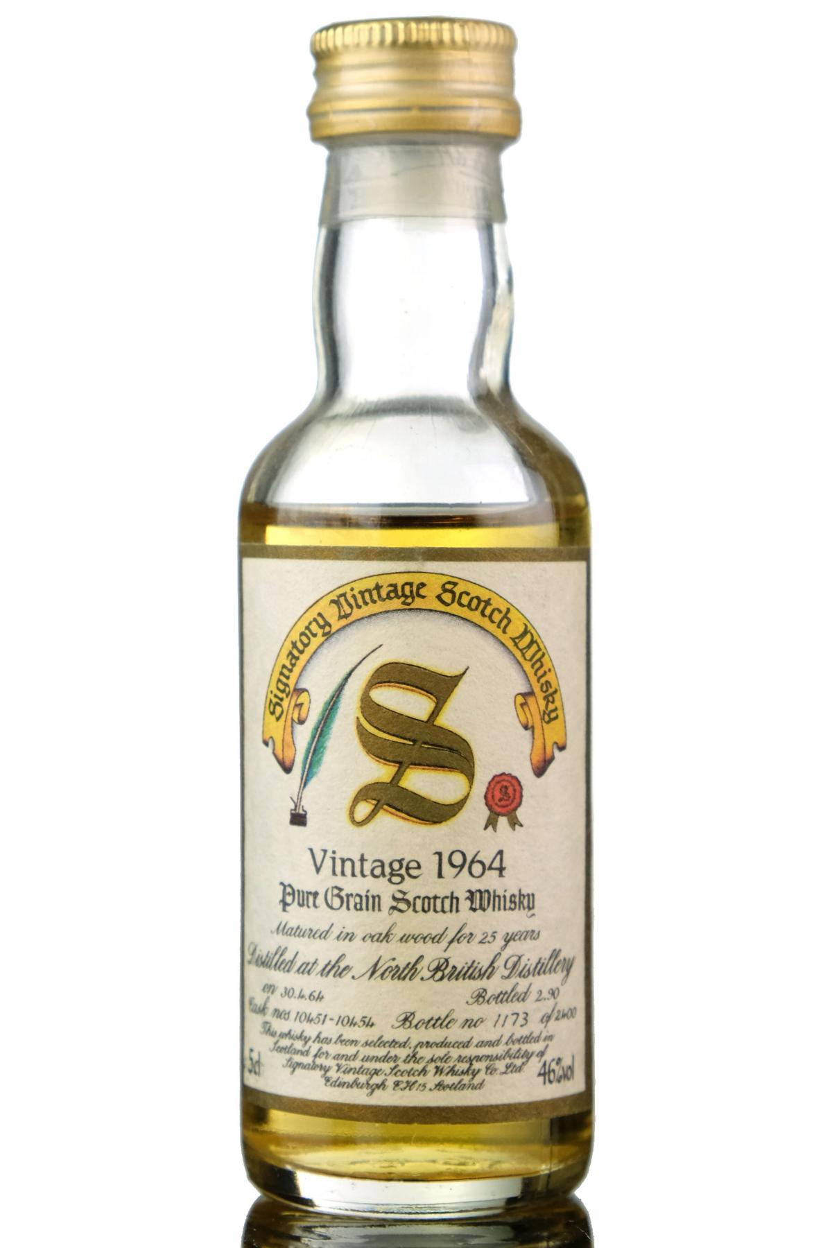 North British 1964-1990 - 25 Year Old - Signatory Vintage Miniature