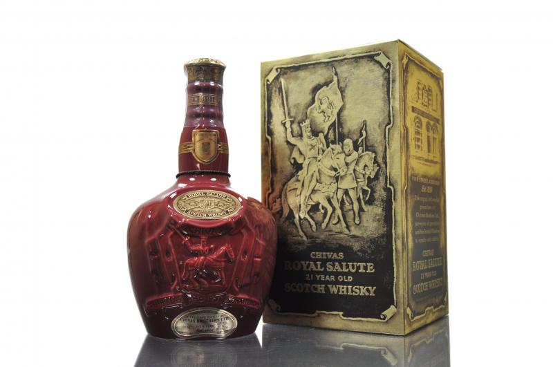 Royal Salute 21 Year Old - Burgundy Ceramic - Whisky-Online