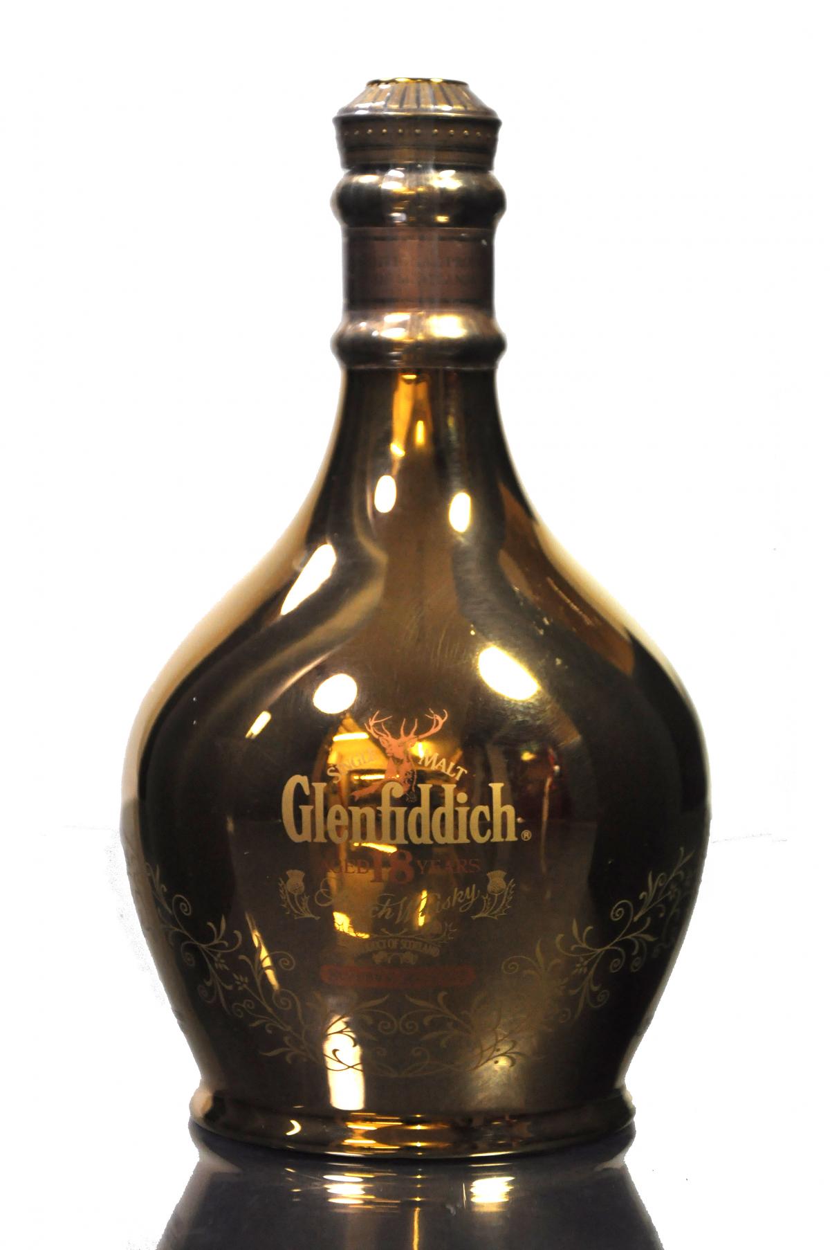 Glenfiddich 18 Year Old - Ancient Reserve - Gold Ceramic - 1990s
