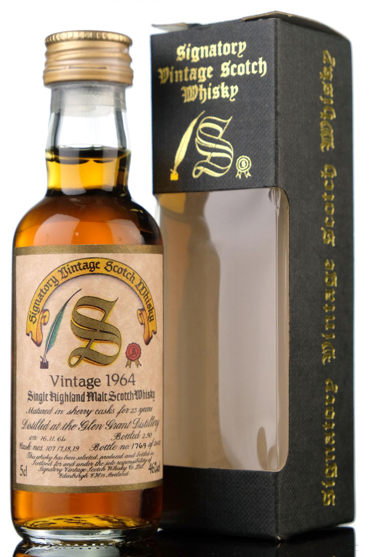 Glen Grant 1964-1990 - 25 Year Old - Signatory Vintage Miniature