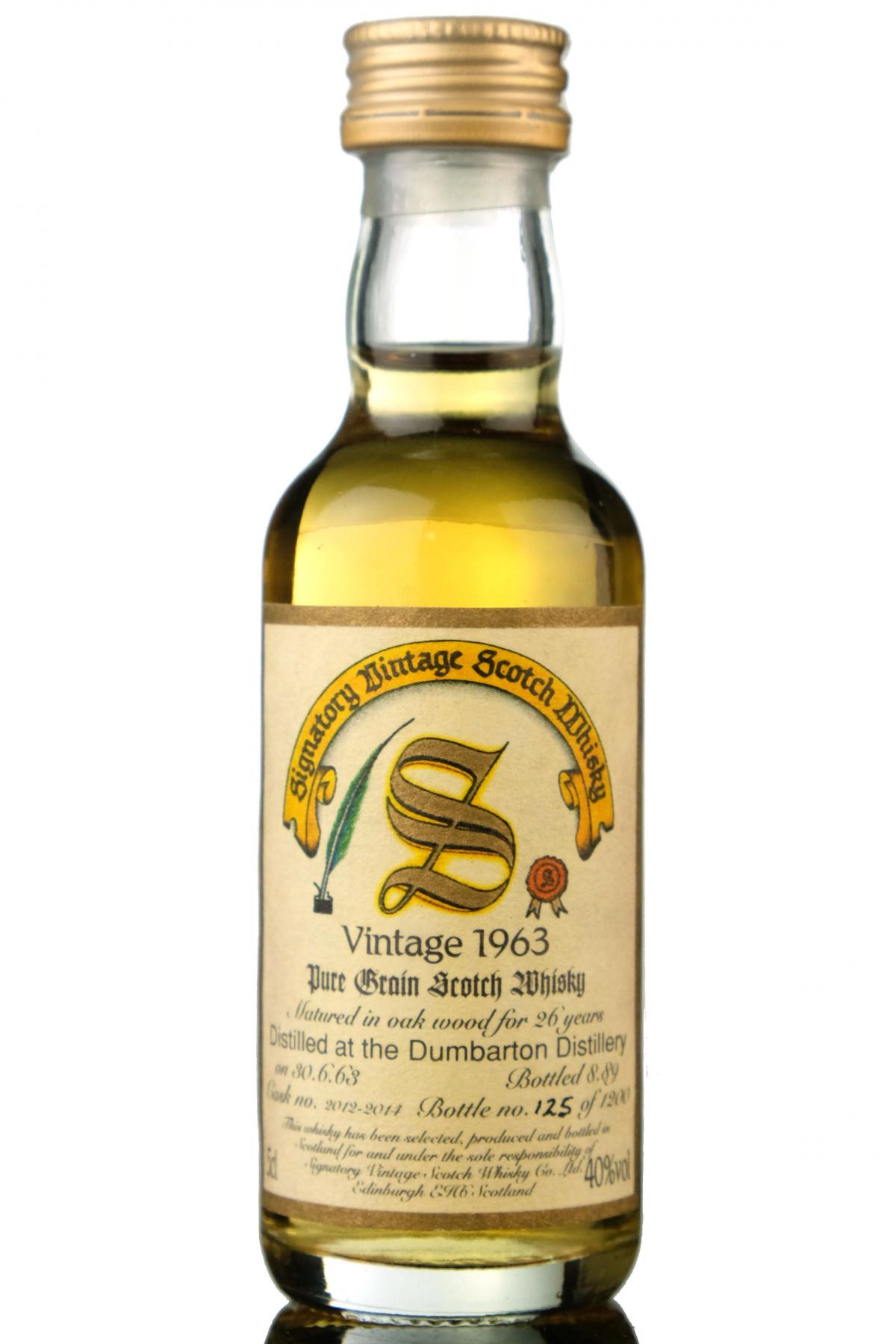 Dumbarton 1963-1989 - 26 Year Old - Signatory Vintage Miniature