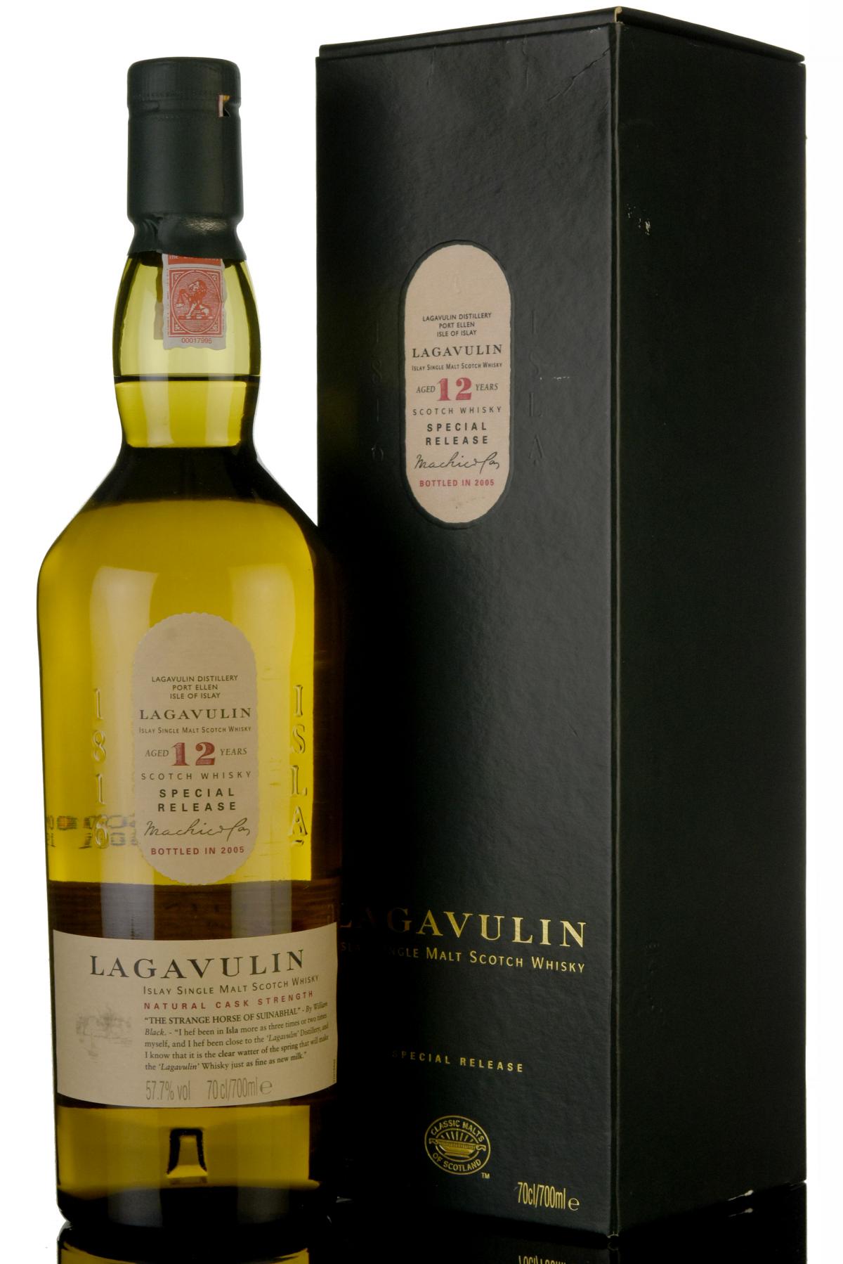 Lagavulin 12 Year Old - 2005 Release