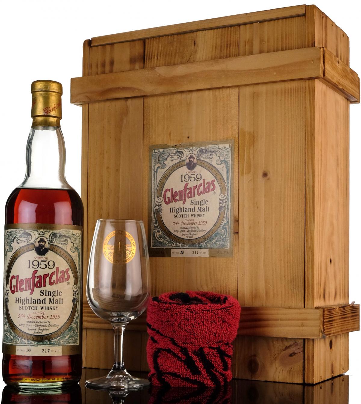 Glenfarclas 1959-2002 - Christmas Day