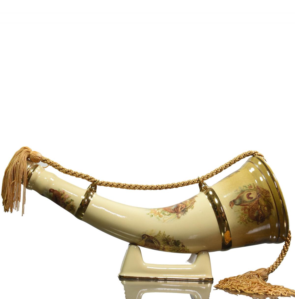 Robyn Hoode Porcelain Hunting Horn - Cream
