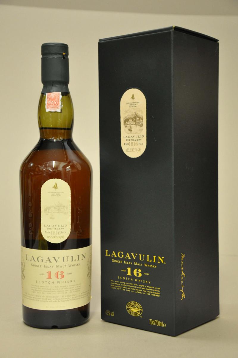 Lagavulin 16 Year Old