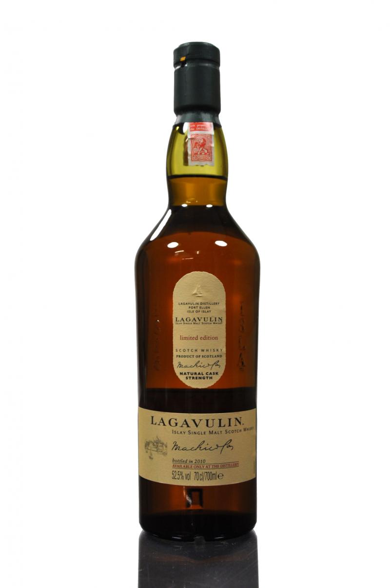 Lagavulin Distillery Only 2010