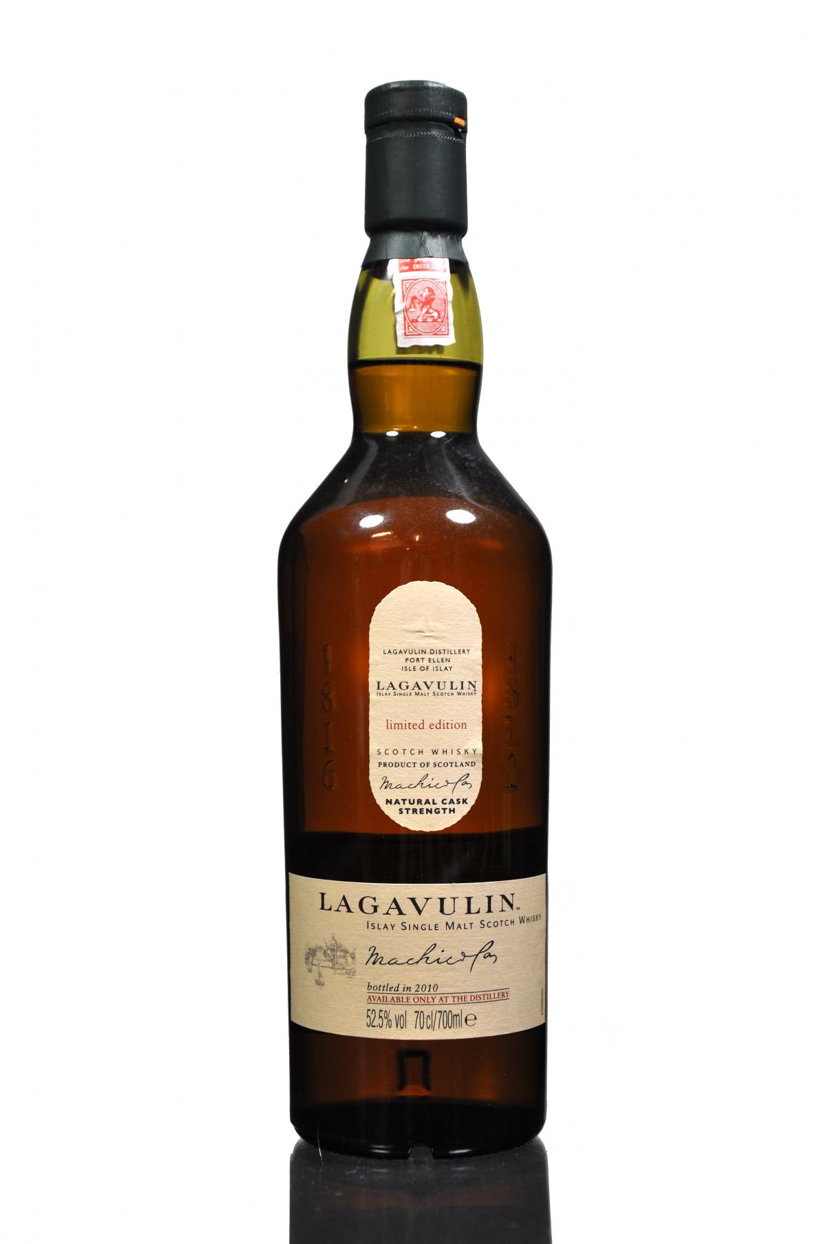Lagavulin Distillery Only 2010