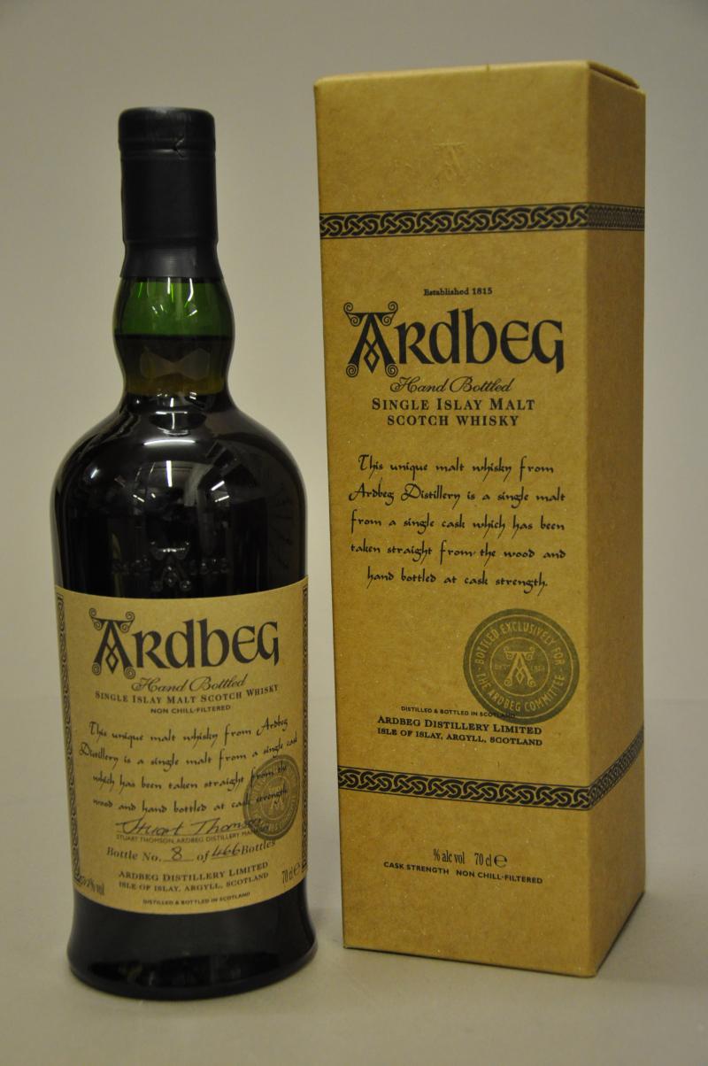 Ardbeg 1976-2000 - Committee Release - Single Cask 2394