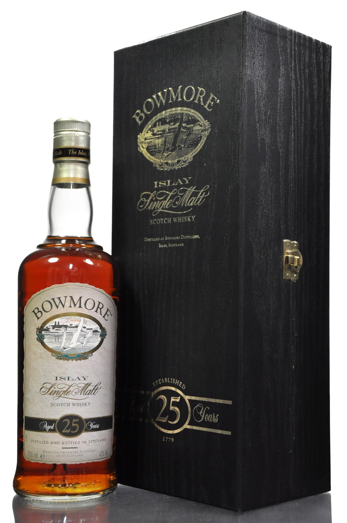 Bowmore 25 Year Old