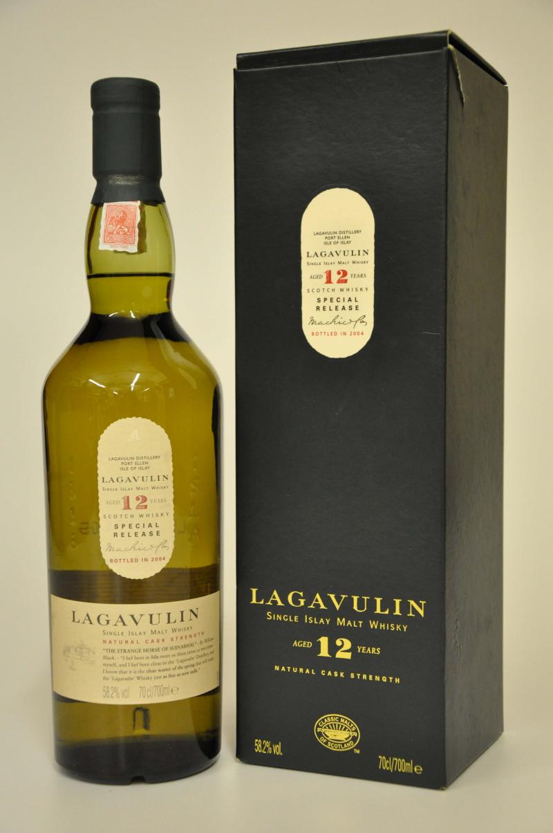 Lagavulin 12 Year Old - 2004 Release