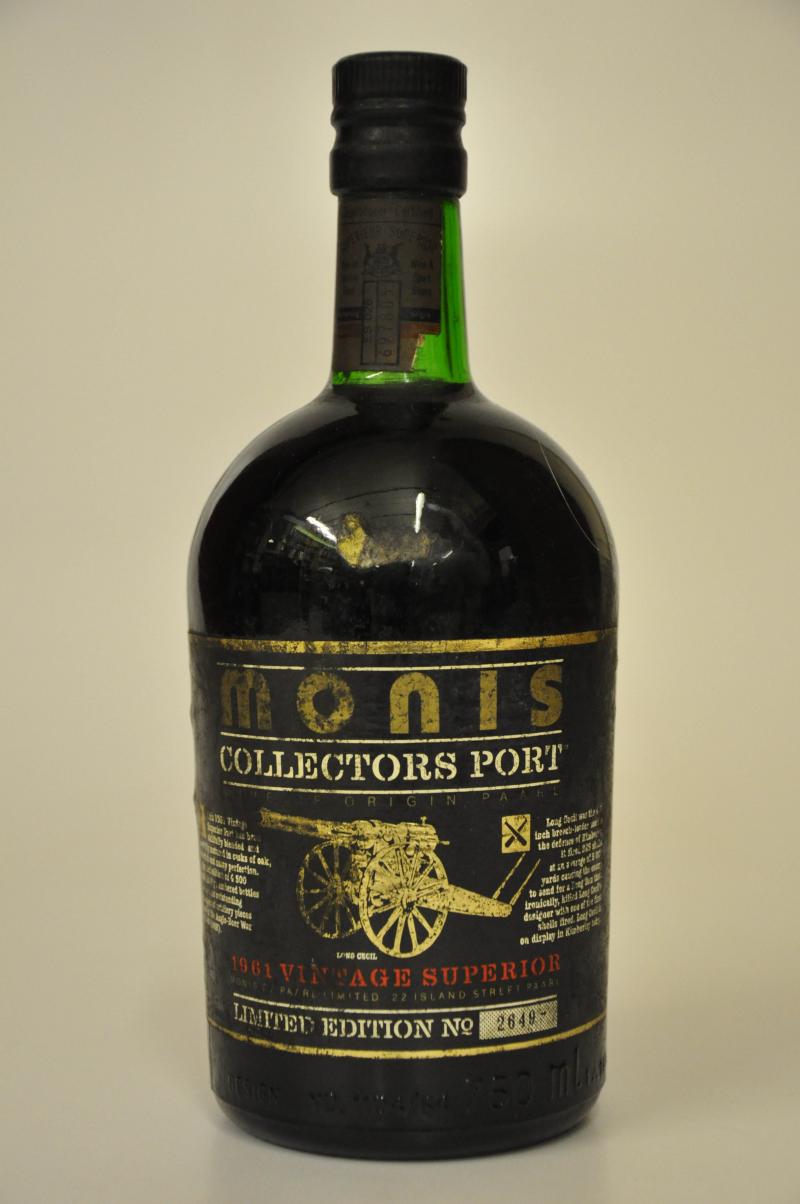 Monis Collectors Port 1961 Vintage Superior