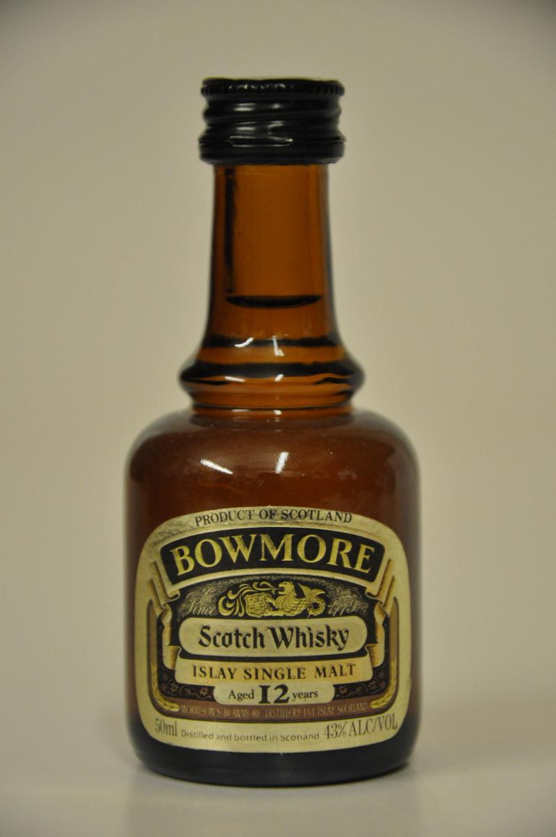 Bowmore 12 Year Old - Dumpy Miniature