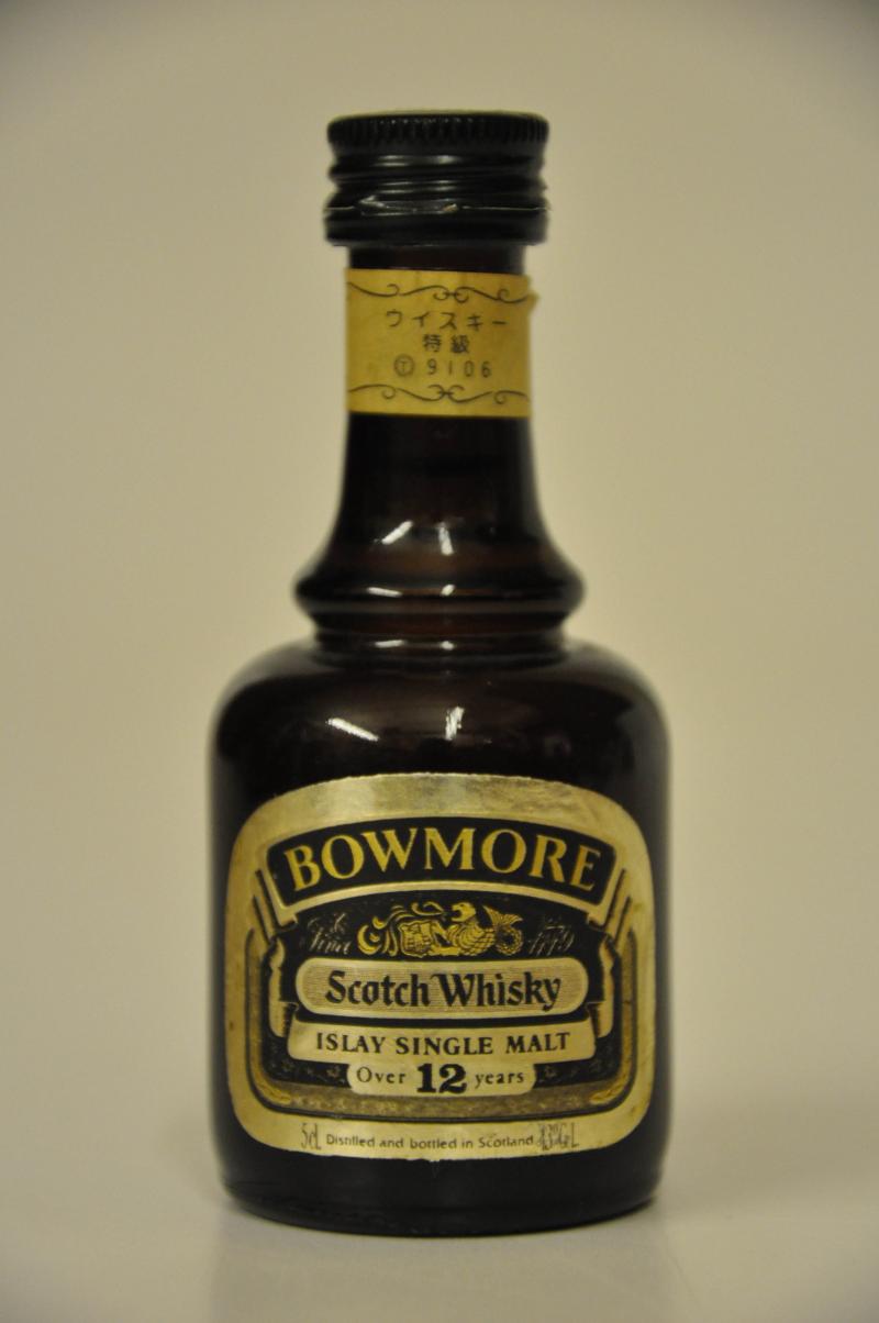 Bowmore 12 Year Old - Dumpy Miniature