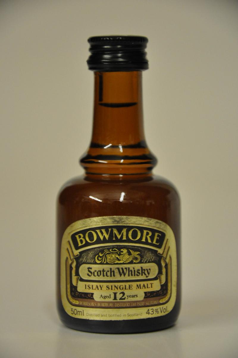 Bowmore 12 Year Old - Dumpy Miniature