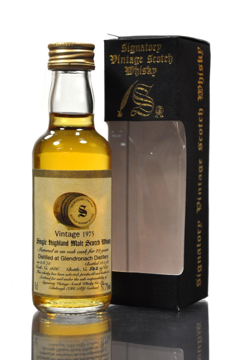 Glendronach 1975-1998 - 22 Year Old - Signatory Vintage Miniature