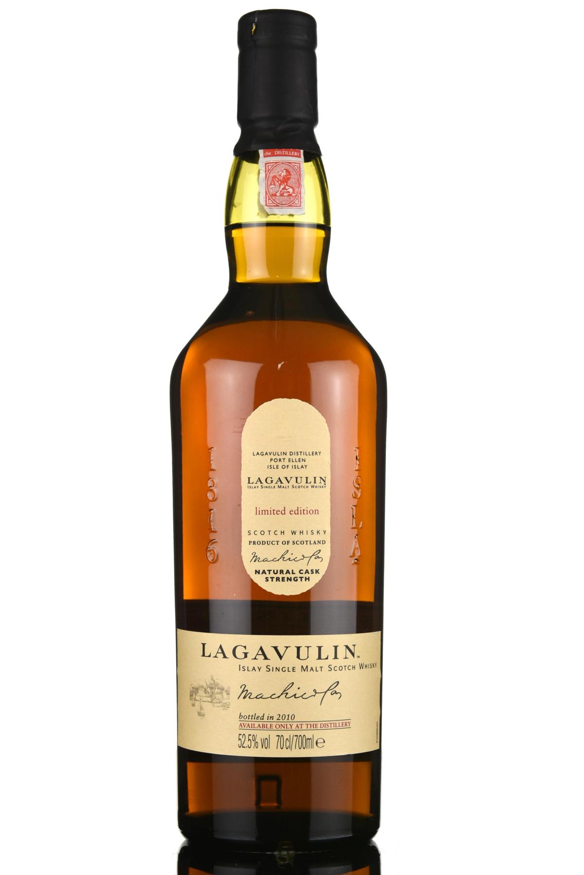 Lagavulin Distillery Only 2010