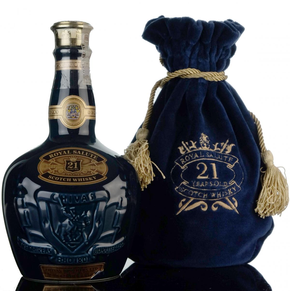Royal Salute 21 Year Old - Blue Ceramic - Whisky-Online Auctions