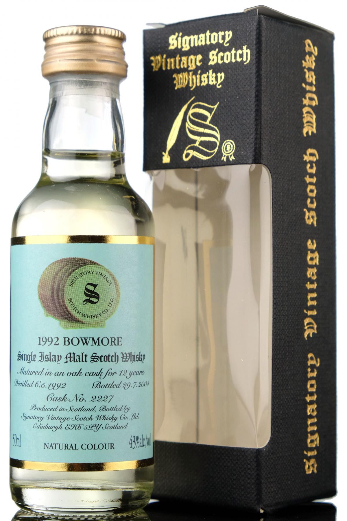 Bowmore 1992-2004 - 12 Year Old - Signatory Vintage Miniature