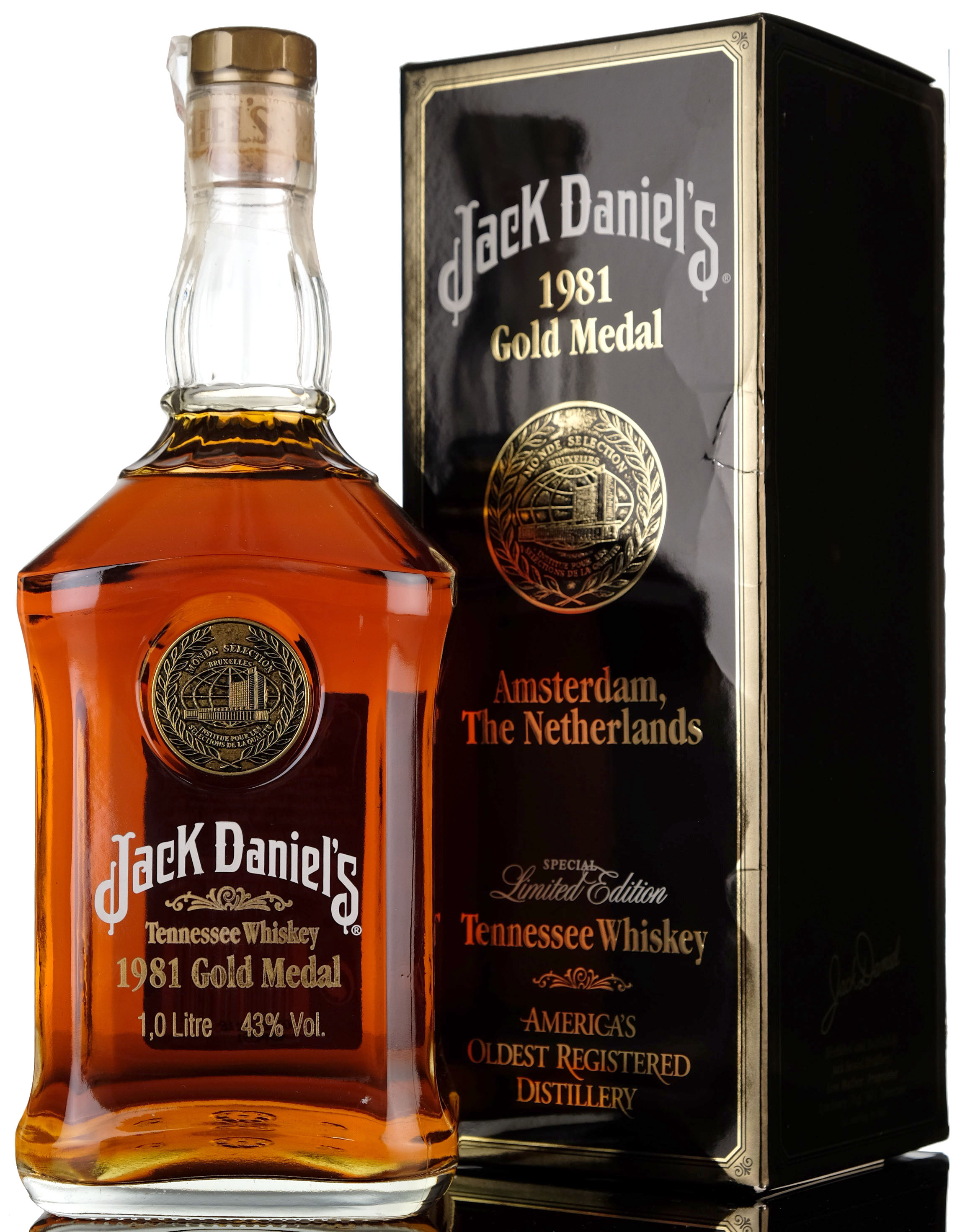 Jack Daniels 1981 Gold Medal - 1 Litre