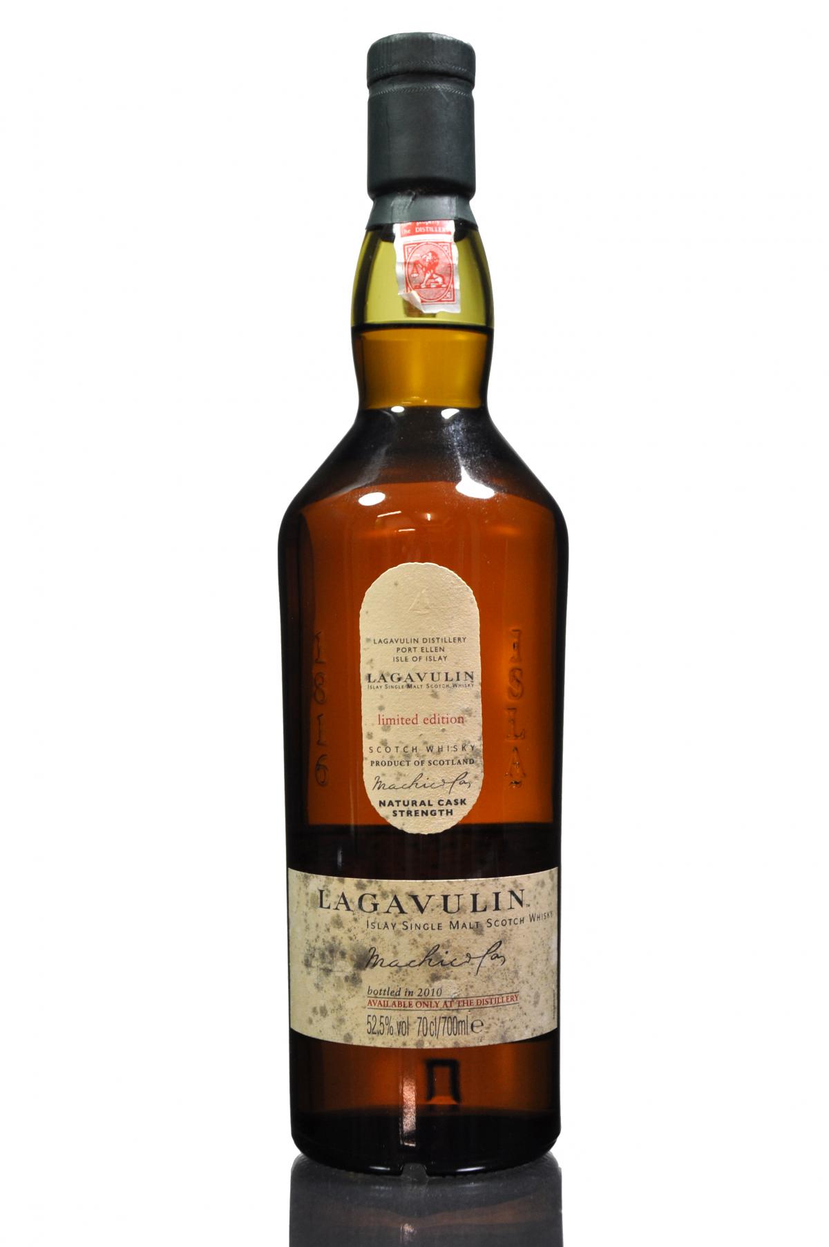 Lagavulin Distillery Only 2010