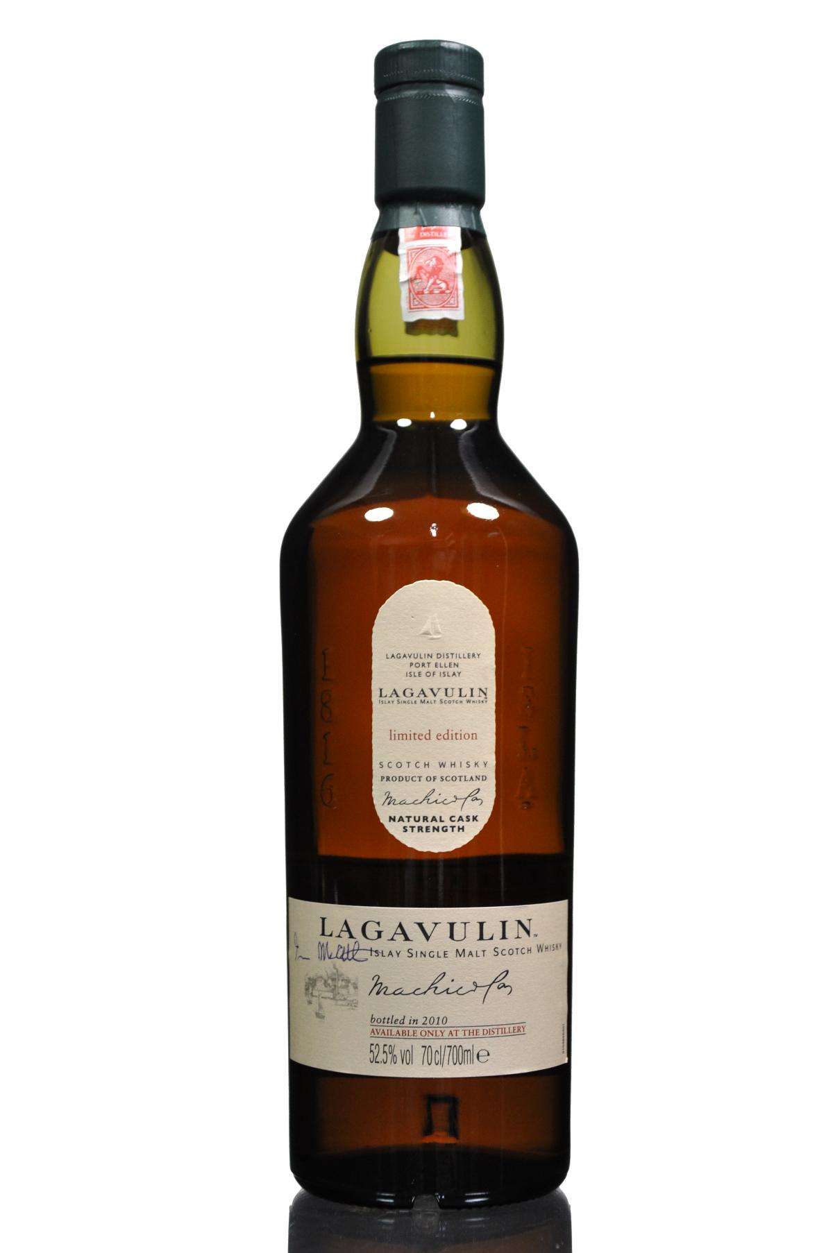 Lagavulin Distillery Only 2010