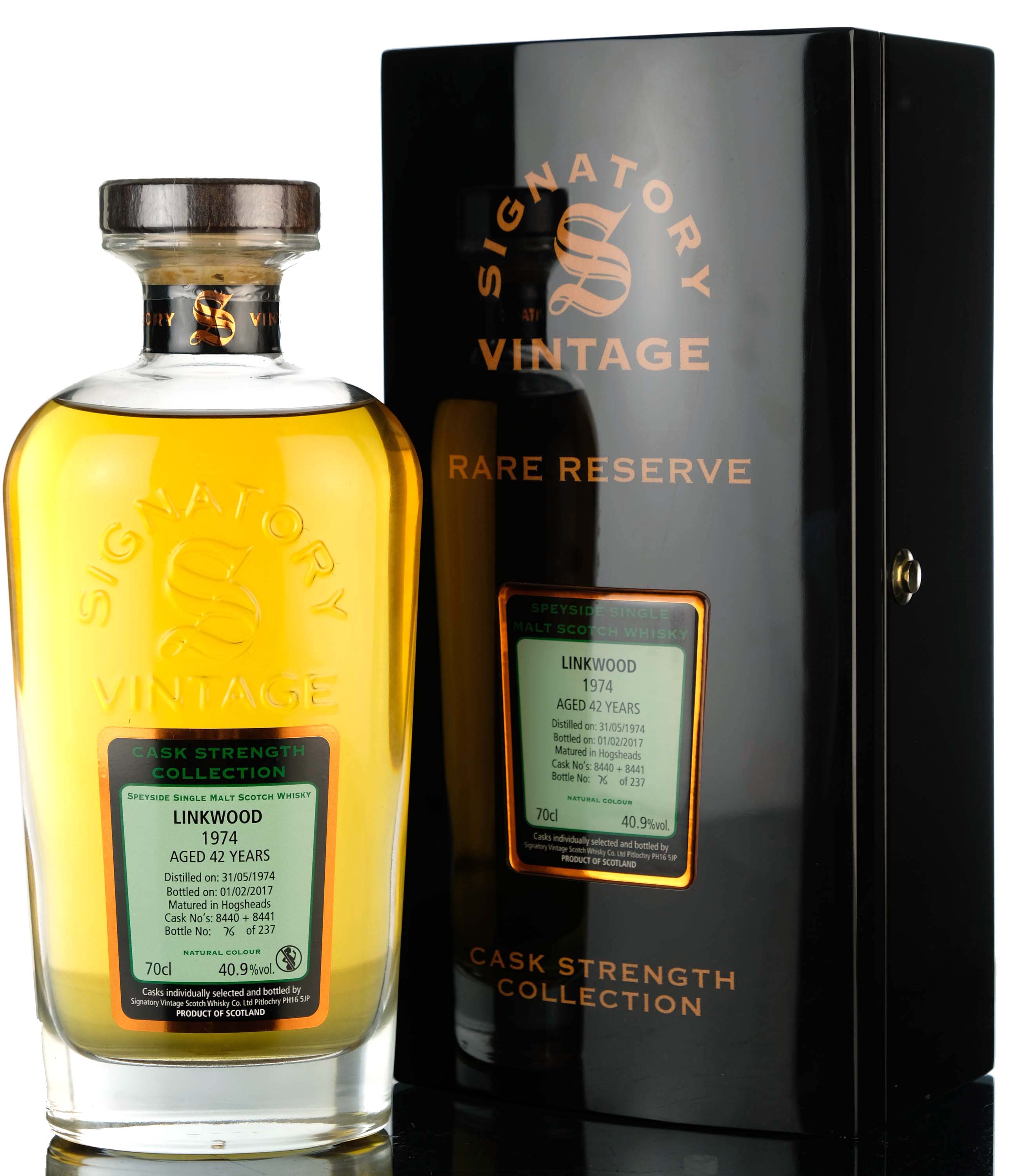 Linkwood 1974 - 2017 42 Signatory Vintage Casks 8440 - 8441